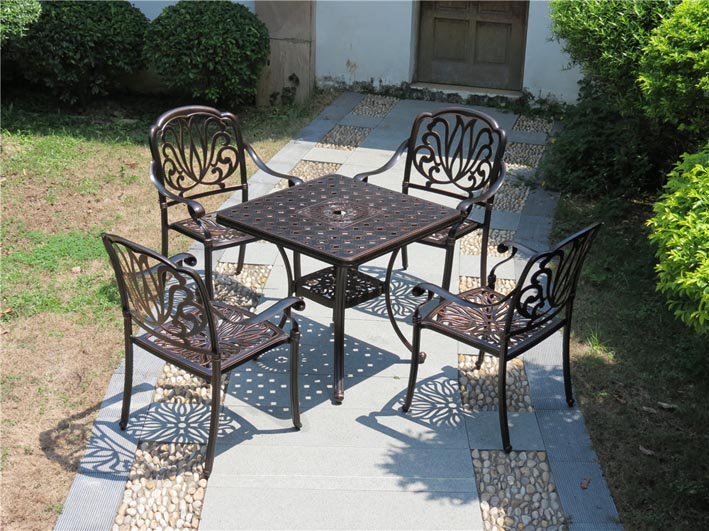 ban ghe ngoai troi 7 5