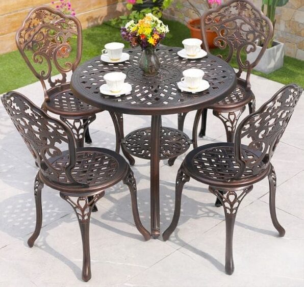 bo ban ghe ngoai troi 4 ghe ban D80cm BND03 7 e1746780974102